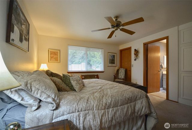 15718 Topaz Drive SE, Yelm, WA 98597