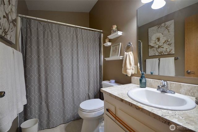 15718 Topaz Drive SE, Yelm, WA 98597