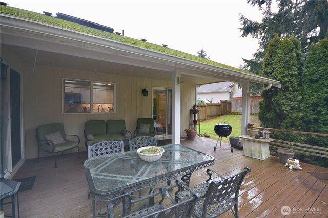 15718 Topaz Drive SE, Yelm, WA 98597