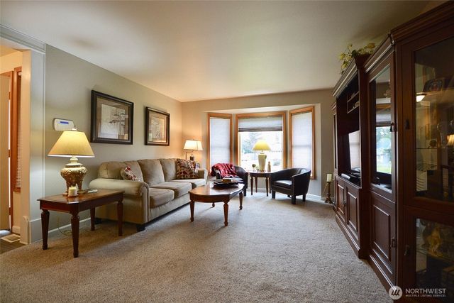 15718 Topaz Drive SE, Yelm, WA 98597