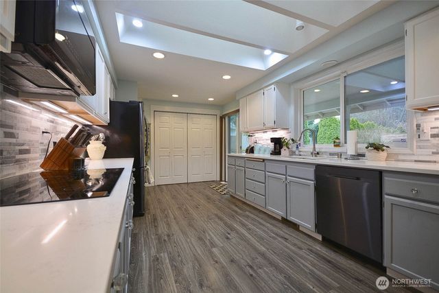 15718 Topaz Drive SE, Yelm, WA 98597