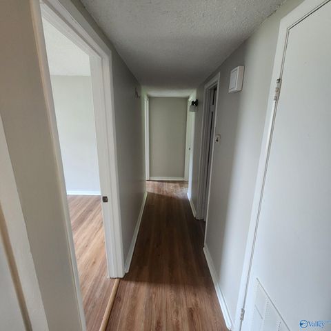 3706 Wilbanks Drive NW, Huntsville, AL 35810