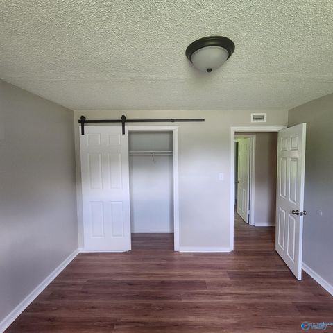 3706 Wilbanks Drive NW, Huntsville, AL 35810