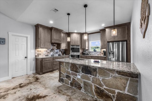 1072 Justin Drive, Springtown, TX 76082