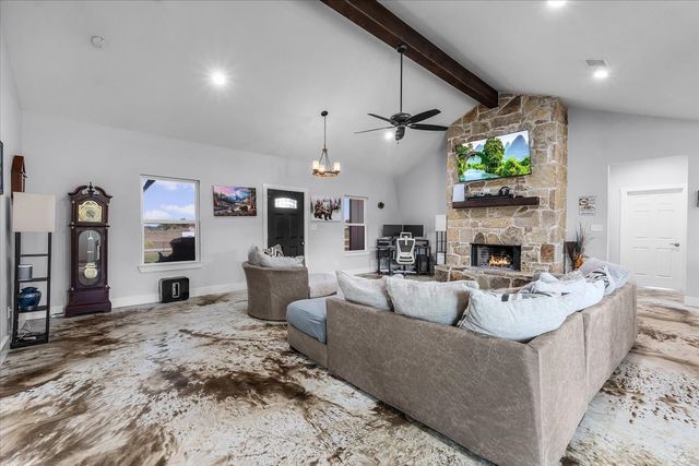 1072 Justin Drive, Springtown, TX 76082