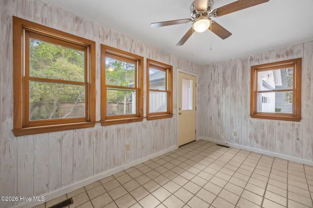 503 Fern Creek Lane, Carolina Beach, NC 28428