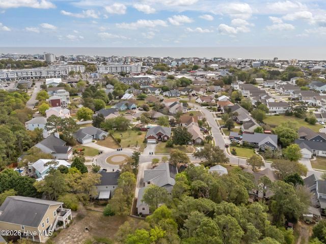 503 Fern Creek Lane, Carolina Beach, NC 28428