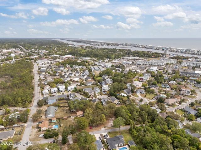 503 Fern Creek Lane, Carolina Beach, NC 28428