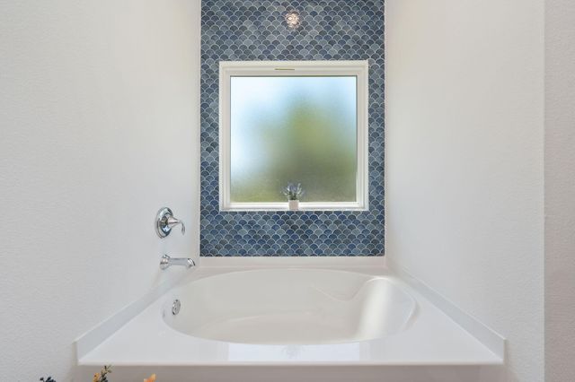 165 Blooming Cove, Crestview, FL 32539