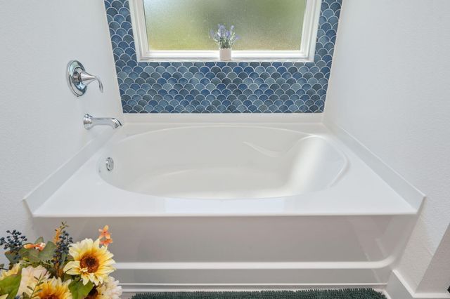 165 Blooming Cove, Crestview, FL 32539