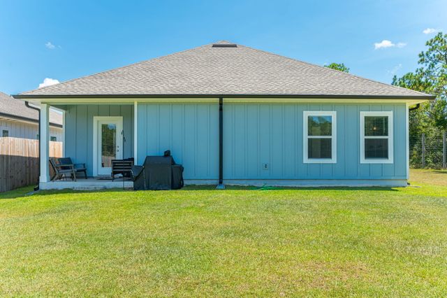 165 Blooming Cove, Crestview, FL 32539