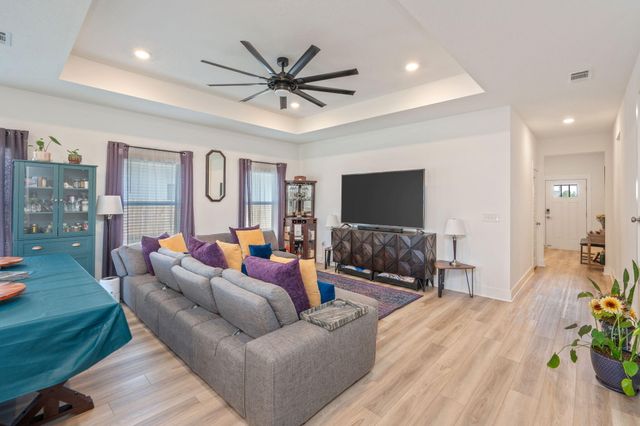 165 Blooming Cove, Crestview, FL 32539