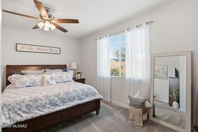 5567 W Lazy Farm Drive, Tucson, AZ 85742