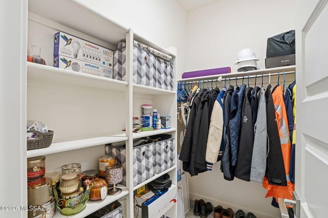 5567 W Lazy Farm Drive, Tucson, AZ 85742