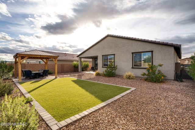 5567 W Lazy Farm Drive, Tucson, AZ 85742