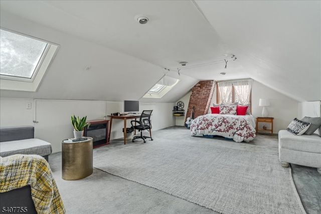 8 Highmont Ter, Montclair Twp., NJ 07042