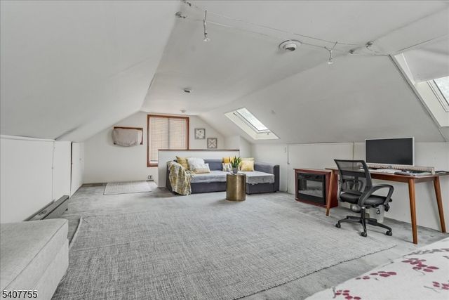 8 Highmont Ter, Montclair Twp., NJ 07042