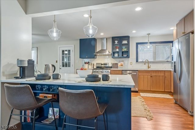 8 Highmont Ter, Montclair Twp., NJ 07042