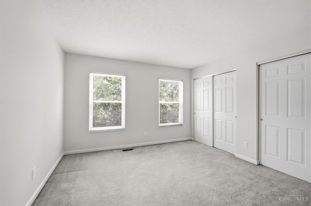 1013 John Street, Cincinnati, OH 45203