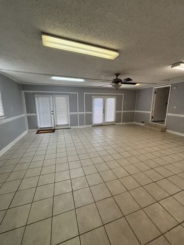 106 Carol Dr, Murfreesboro, TN 37128