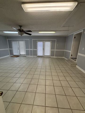 106 Carol Dr, Murfreesboro, TN 37128