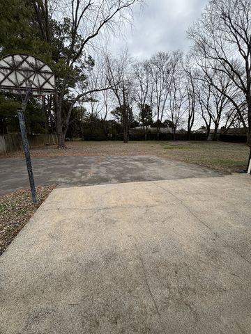 106 Carol Dr, Murfreesboro, TN 37128