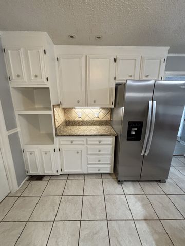 106 Carol Dr, Murfreesboro, TN 37128