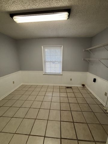 106 Carol Dr, Murfreesboro, TN 37128