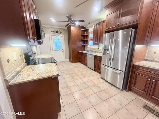 150 Clark Court, Lafayette, LA 70503