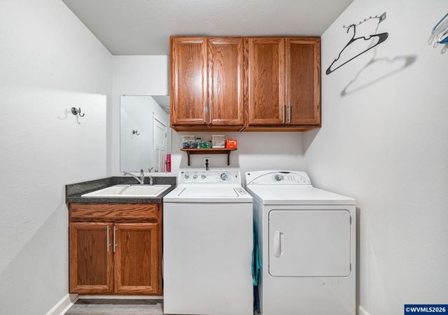 3485 NE Alexander Ln, Albany, OR 97321