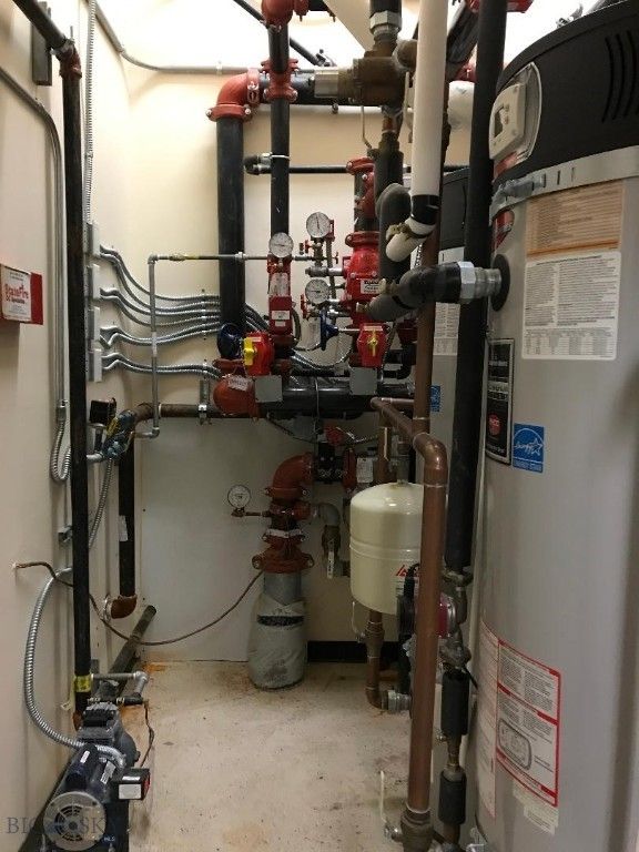 101 S Electric Street, West Yellowstone, MT 59758 photo 10