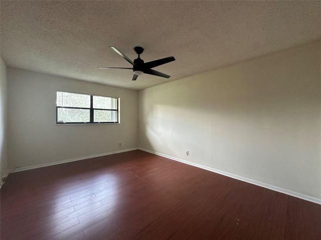 22415 SW 61st Way 202, Boca Raton, FL 33428