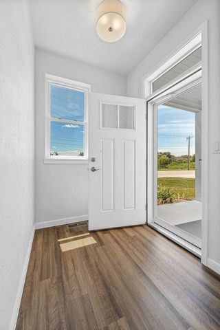 1901 HIDDEN HOLLOW LANE, Manitowoc, WI 54220