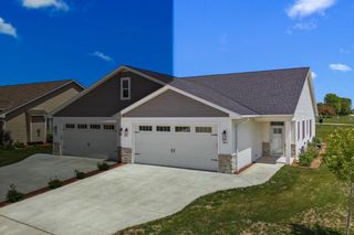 1901 HIDDEN HOLLOW LANE, Manitowoc, WI 54220