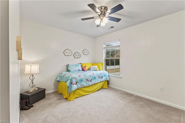 184 Patriots Walke DR, Suffolk, VA 23434