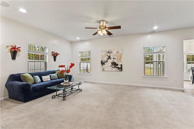 184 Patriots Walke DR, Suffolk, VA 23434