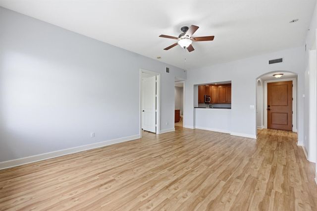 200 NE 2nd Avenue 316, Delray Beach, FL 33444
