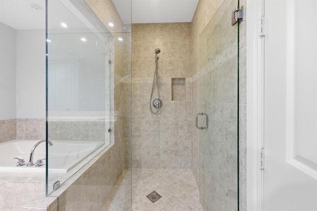 200 NE 2nd Avenue 316, Delray Beach, FL 33444
