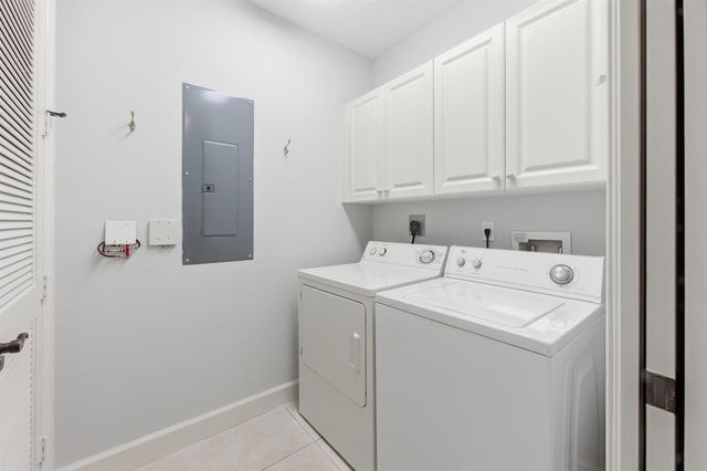 200 NE 2nd Avenue 316, Delray Beach, FL 33444