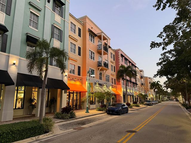 200 NE 2nd Avenue 316, Delray Beach, FL 33444