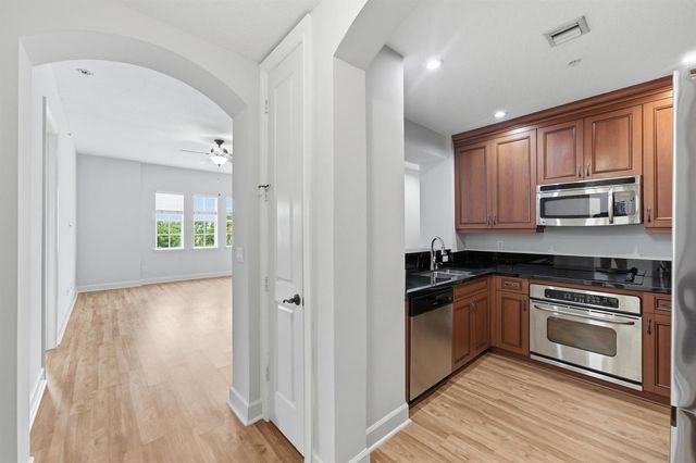 200 NE 2nd Avenue 316, Delray Beach, FL 33444