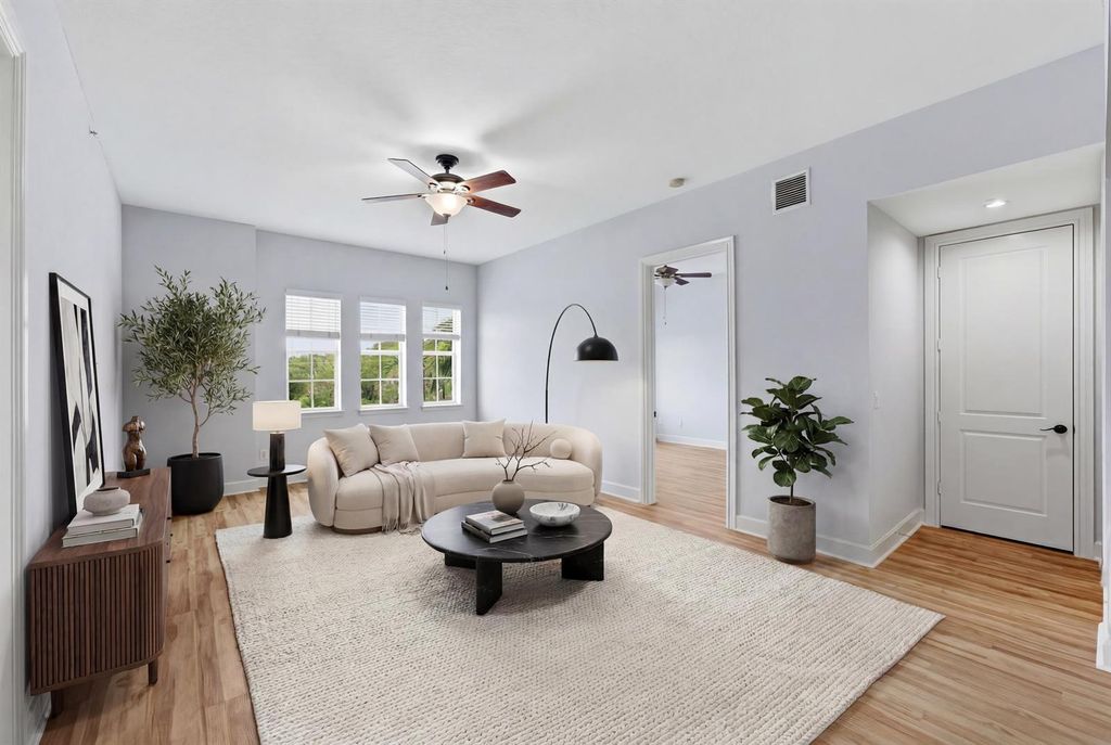 200 NE 2nd Avenue 316, Delray Beach, FL 33444