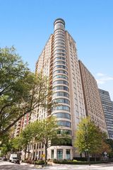 840 N Lake Shore Drive 2102, Chicago, IL 60611