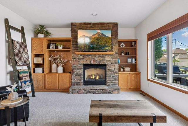 2689 118th Circle NE, Blaine, MN 55449