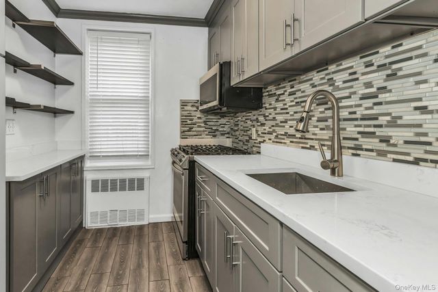 33-24 91st Street 5N, Jackson Heights, NY 11372