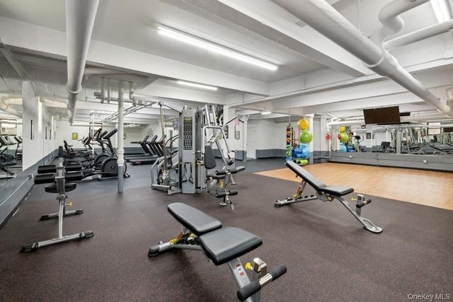 33-24 91st Street 5N, Jackson Heights, NY 11372