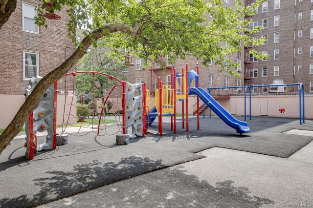 33-24 91st Street 5N, Jackson Heights, NY 11372