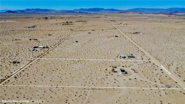 5620 Mojave, 29 Palms, CA 92277