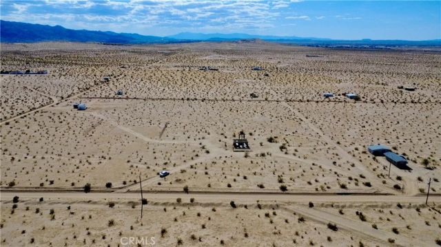 5620 Mojave, 29 Palms, CA 92277