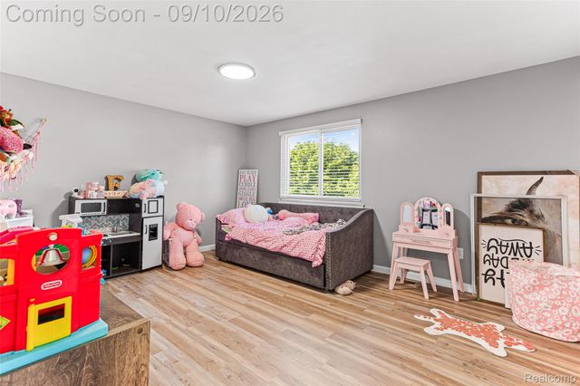 2350 Brookfield Street, Canton Charter Township, MI 48188